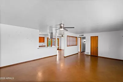 2051 W Windsor Avenue, Phoenix, AZ 85009 - Photo 14