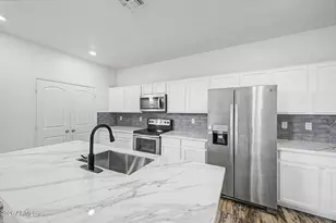 16664 W Jenan Dr, Surprise, AZ 85388 - Photo 8