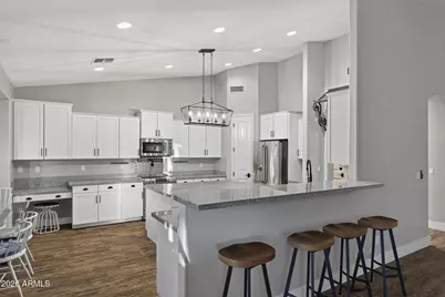 39722 N New River Road, Phoenix, AZ 85086 - Photo 12