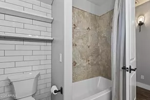 39722 N New River Rd, Phoenix, AZ 85086 - Photo 28