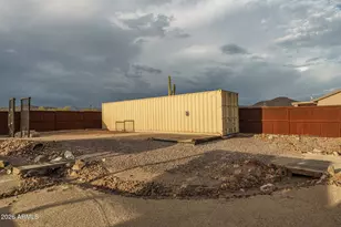 39722 N New River Rd, Phoenix, AZ 85086 - Photo 42