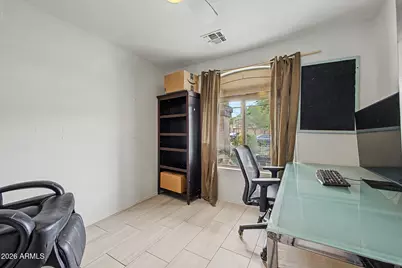 3243 W Jessica Lane, Phoenix, AZ 85041 - Photo 10