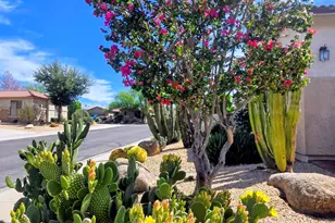 5911 W Hedgehog Pl, Phoenix, AZ 85083 - Photo 46