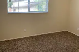 15071 W Heritage Oak Way, Surprise, AZ 85374 - Photo 6