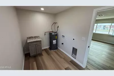 902 E 8th Avenue, Mesa, AZ 85204 - Photo 24