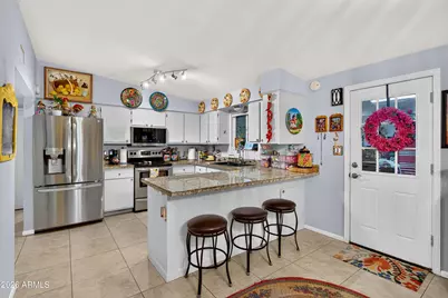 13817 N 10th Place, Phoenix, AZ 85022 - Photo 8