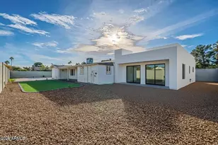 5050 E Paradise Dr, Scottsdale, AZ 85254 - Photo 4