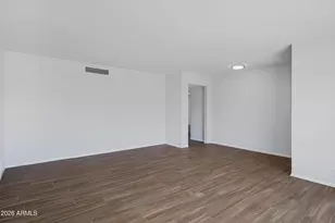 8426 E Monterey Way, Scottsdale, AZ 85251 - Photo 10
