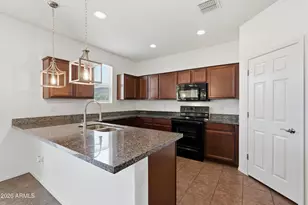 16801 W Moreland St, Goodyear, AZ 85338 - Photo 6