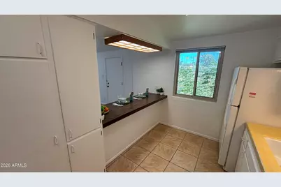 10370 W Oakmont Drive, Sun City, AZ 85351 - Photo 8