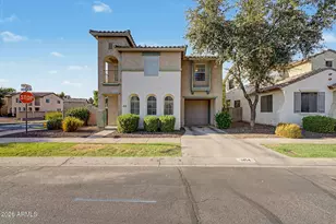 1454 E Sheraton Ln, Phoenix, AZ 85040 - Photo 1