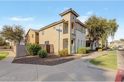 1454 E Sheraton Lane, Phoenix, AZ 85040 - Photo 2