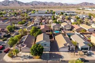 23814 W Desert Bloom St, Buckeye, AZ 85326 - Photo 40