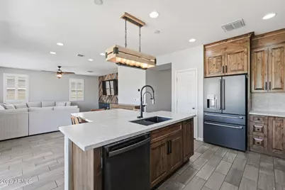 7672 W Fetlock Trail, Peoria, AZ 85383 - Photo 20