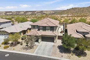 7672 W Fetlock Trail, Peoria, AZ 85383 - Photo 8