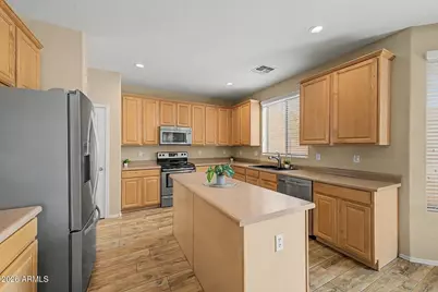 31292 N Saddlebag Lane, San Tan Valley, AZ 85143 - Photo 24