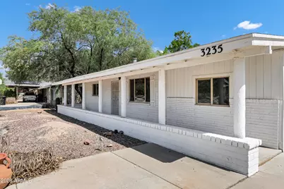 3235 E Sunnyside Lane E, Phoenix, AZ 85032 - Photo 2