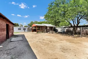 3235 E Sunnyside Ln, Phoenix, AZ 85032 - Photo 26