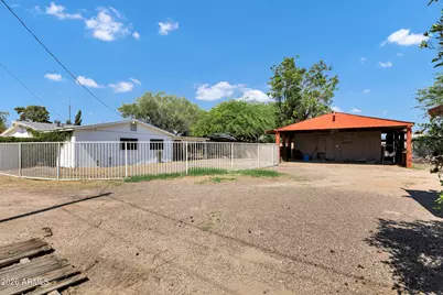 3235 E Sunnyside Lane E, Phoenix, AZ 85032 - Photo 24