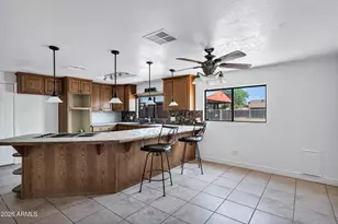 3235 E Sunnyside Ln, Phoenix, AZ 85032 - Photo 10