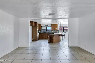 3235 E Sunnyside Lane E, Phoenix, AZ 85032 - Photo 6