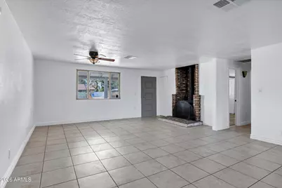 3235 E Sunnyside Lane E, Phoenix, AZ 85032 - Photo 4
