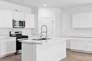 2869 W Sonrisa Ave, Apache Junction, AZ 85120 - Photo 4
