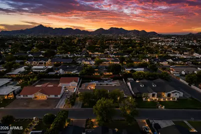 3710 E Hazelwood Street, Phoenix, AZ 85018 - Photo 4