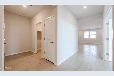 23069 W Irma Lane, Surprise, AZ 85387 - Photo 10