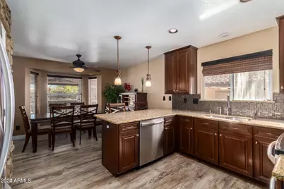 2911 E Windmere Drive, Phoenix, AZ 85048 - Photo 8