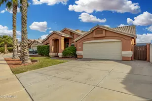 15221 N 87th Dr, Peoria, AZ 85381 - Photo 6
