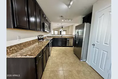 18502 W Young Street, Surprise, AZ 85388 - Photo 4