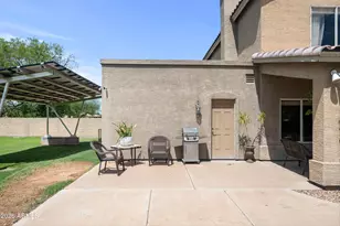 241 S Equestrian Ct, Gilbert, AZ 85296 - Photo 36