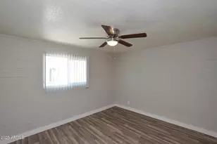 6044 N 21st Ave, Phoenix, AZ 85015 - Photo 12