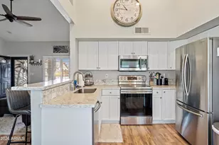 2213 W Irma Ln, Phoenix, AZ 85027 - Photo 14