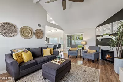 2213 W Irma Lane, Phoenix, AZ 85027 - Photo 8