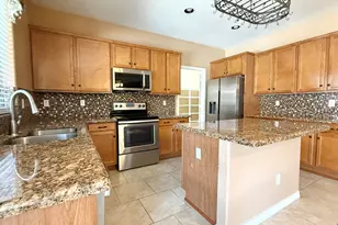 2714 E Birchwood Pl, Chandler, AZ 85249 - Photo 2