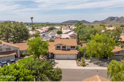4319 W Creedance Boulevard, Glendale, AZ 85310 - Photo 4