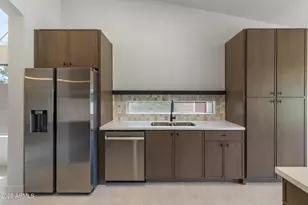 4319 W Creedance Blvd, Glendale, AZ 85310 - Photo 10