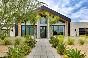 5020 N Chiquita Ln, Paradise Valley, AZ 85253 - Photo 2