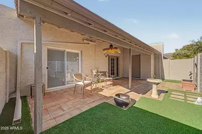1121 E Cochise Drive, Phoenix, AZ 85020 - Photo 18
