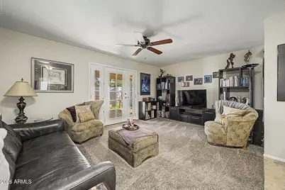 1121 E Cochise Drive, Phoenix, AZ 85020 - Photo 2