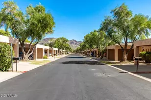 1121 E Cochise Dr, Phoenix, AZ 85020 - Photo 36