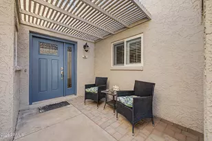 1121 E Cochise Dr, Phoenix, AZ 85020 - Photo 2