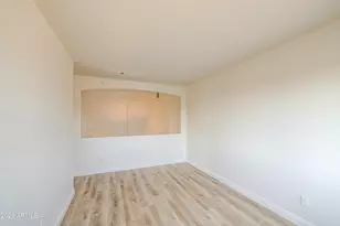 11217 W Brittlewood Dr, Phoenix, AZ 85037 - Photo 14