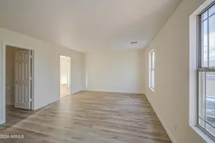 11217 W Brittlewood Dr, Phoenix, AZ 85037 - Photo 18