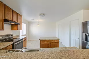 11217 W Brittlewood Dr, Phoenix, AZ 85037 - Photo 8