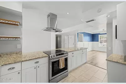 20220 N 126th Avenue, Sun City West, AZ 85375 - Photo 14