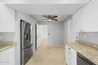 20220 N 126th Avenue, Sun City West, AZ 85375 - Photo 14