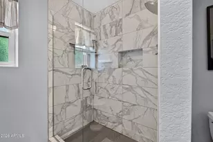 15 E Angela Dr, Phoenix, AZ 85022 - Photo 30